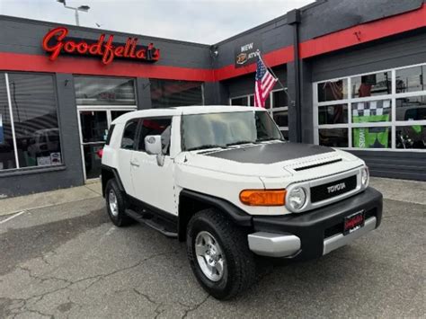 2010 Toyota FJ Cruiser Oil Type and Capacity (4.0L V6 Engine)